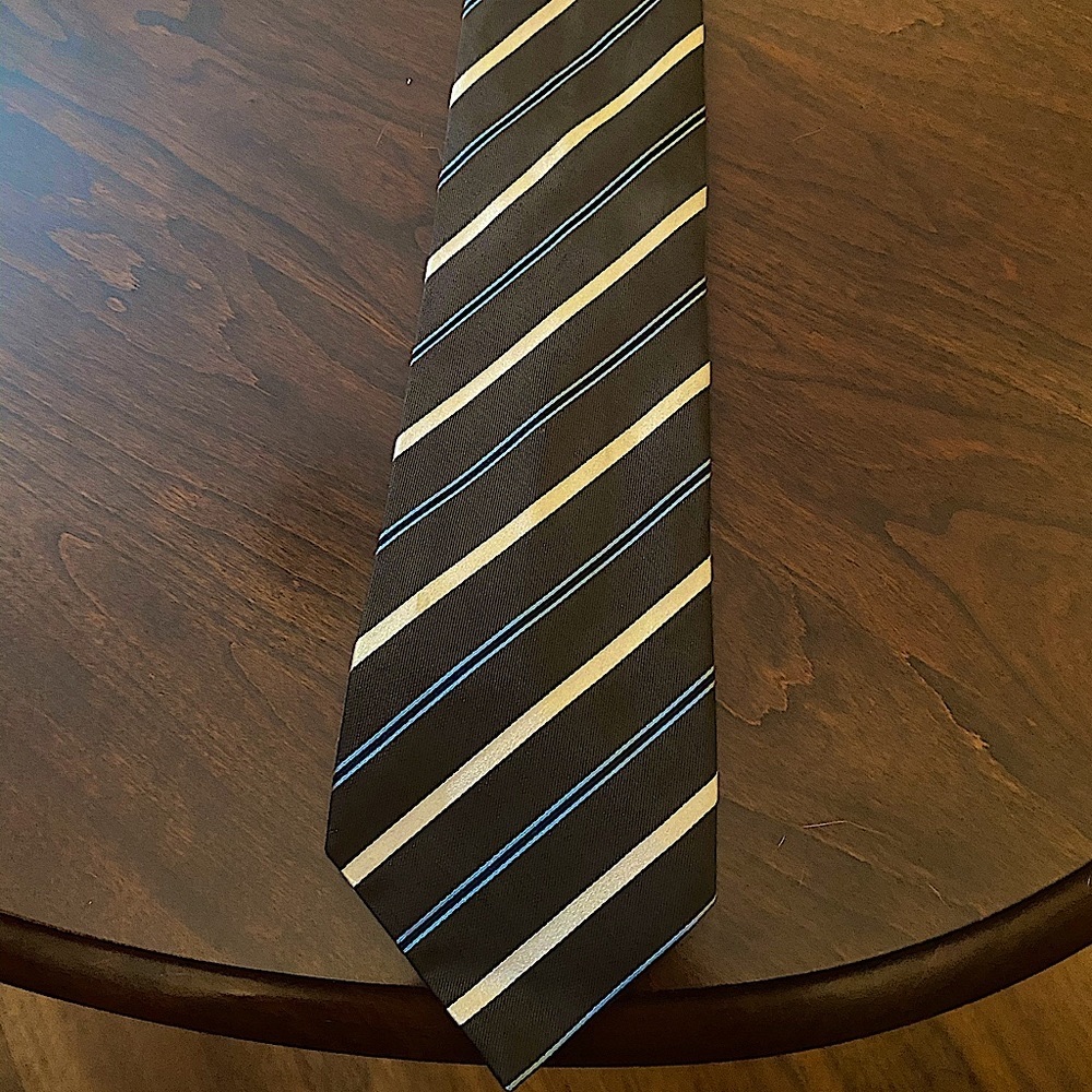New! Banana Republic Brown Tie. Sharp AF!!!!